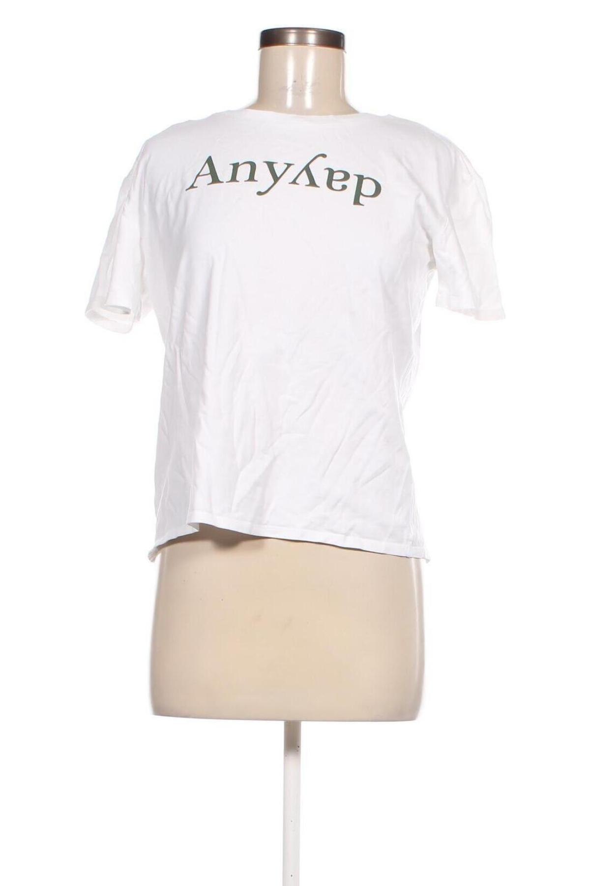 Γυναικείο t-shirt ONLY, Μέγεθος S, Χρώμα Λευκό, Τιμή 4,99 €