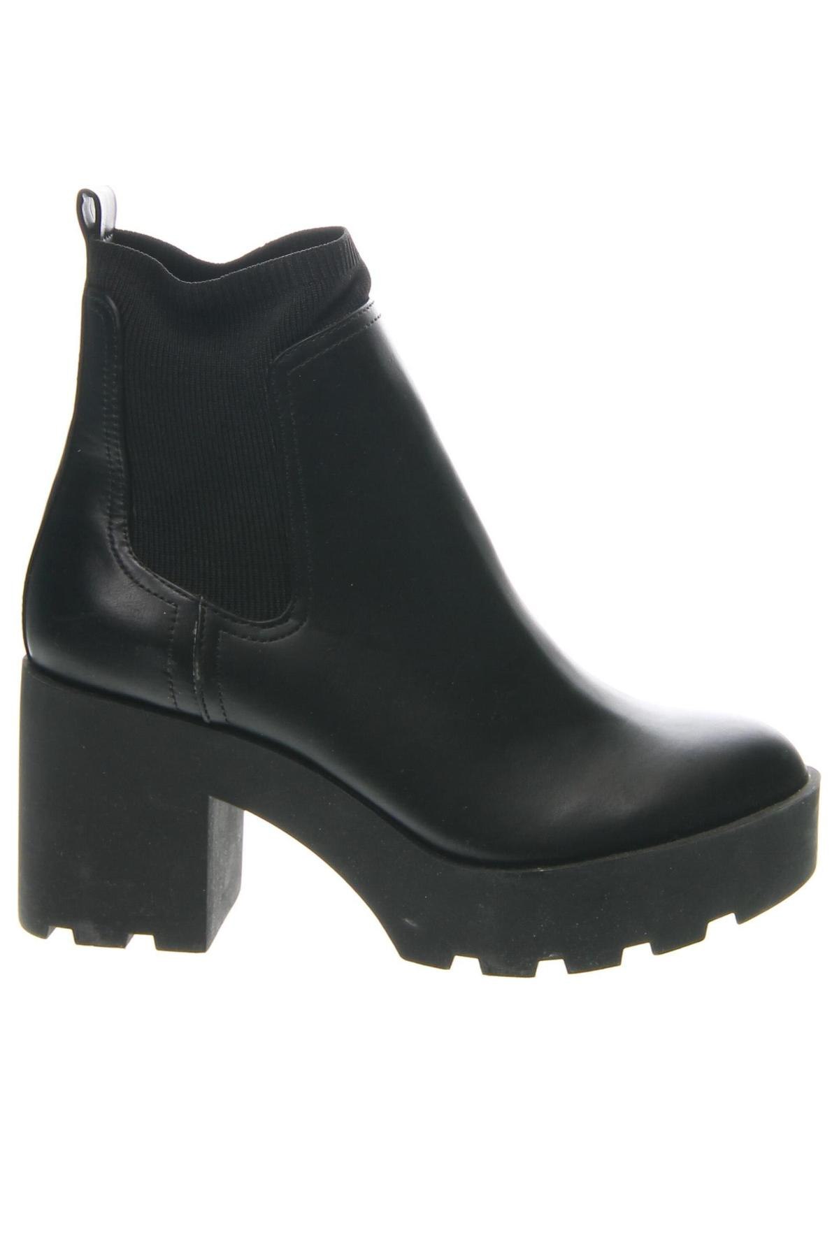 Damen Stiefeletten Stradivarius, Größe 38, Farbe Schwarz, Preis 24,46 €