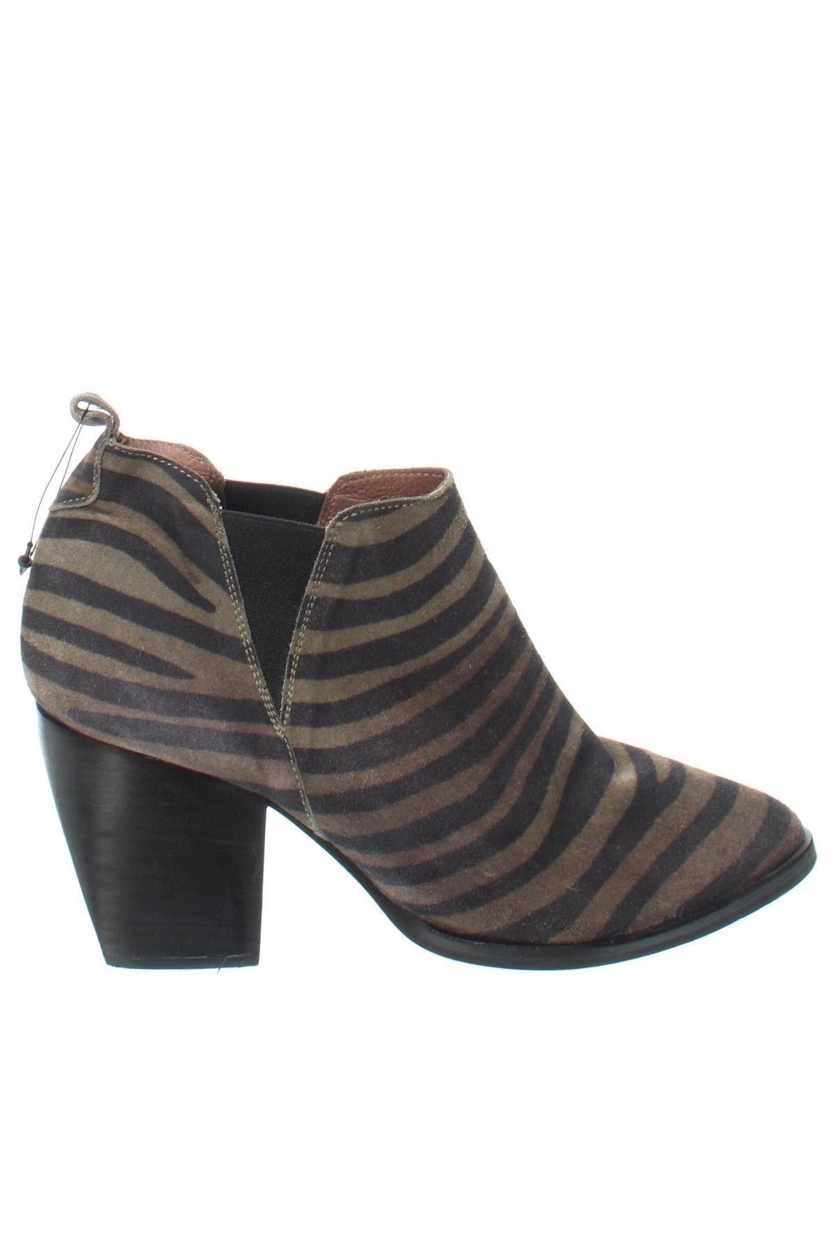 Botine de damă Wonders, Mărime 38, Culoare Maro, Preț 381,99 Lei