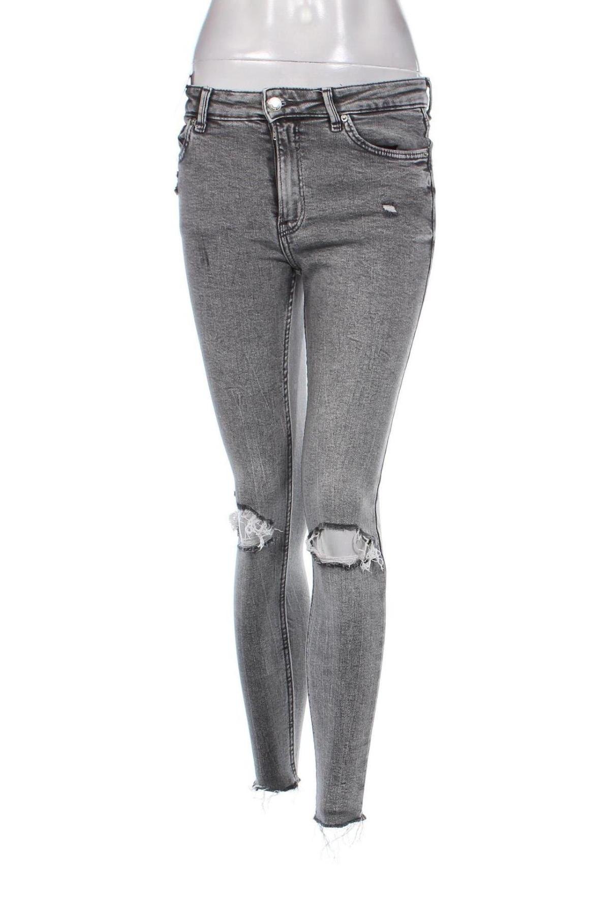 Damen Jeans Bershka, Größe S, Farbe Grau, Preis 8,49 €