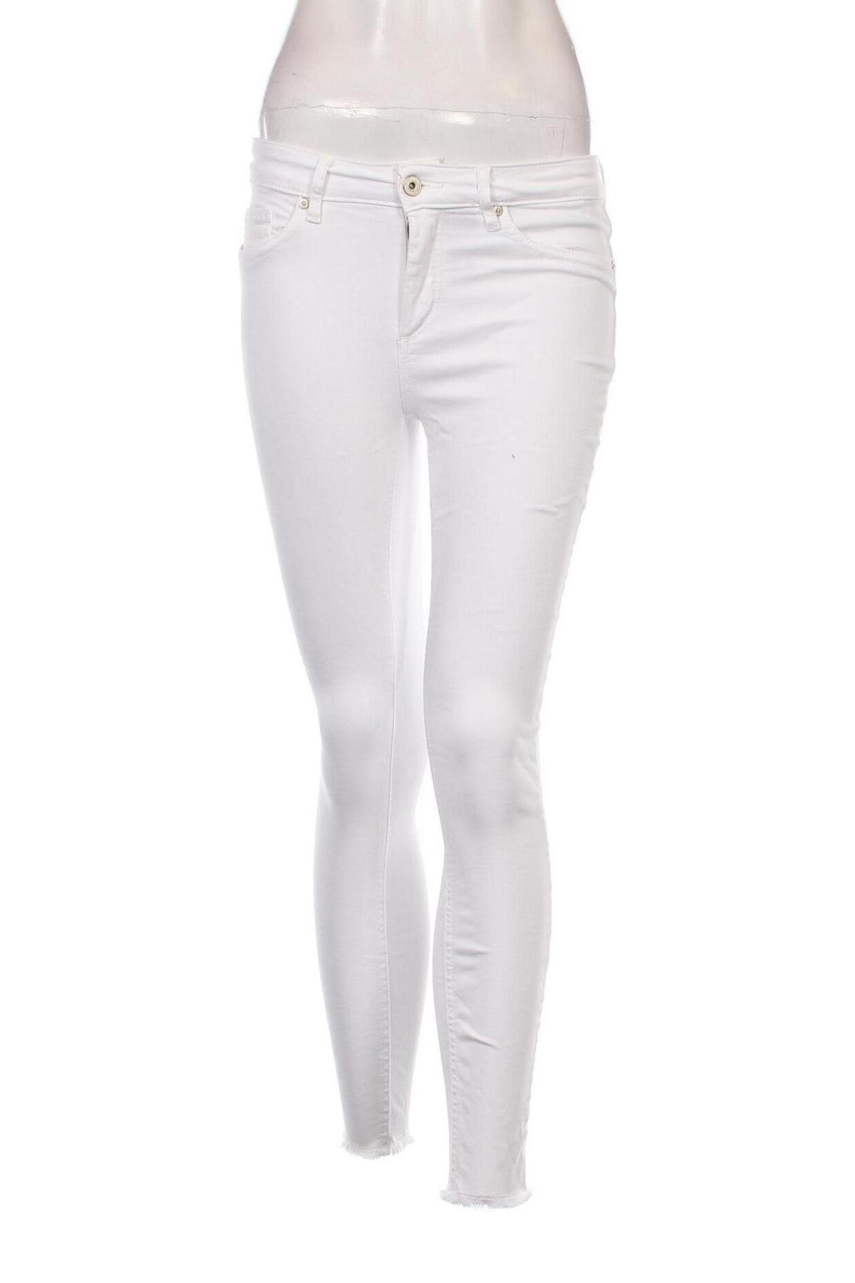 Damen Jeans ONLY, Größe S, Farbe Weiß, Preis 12,49 €