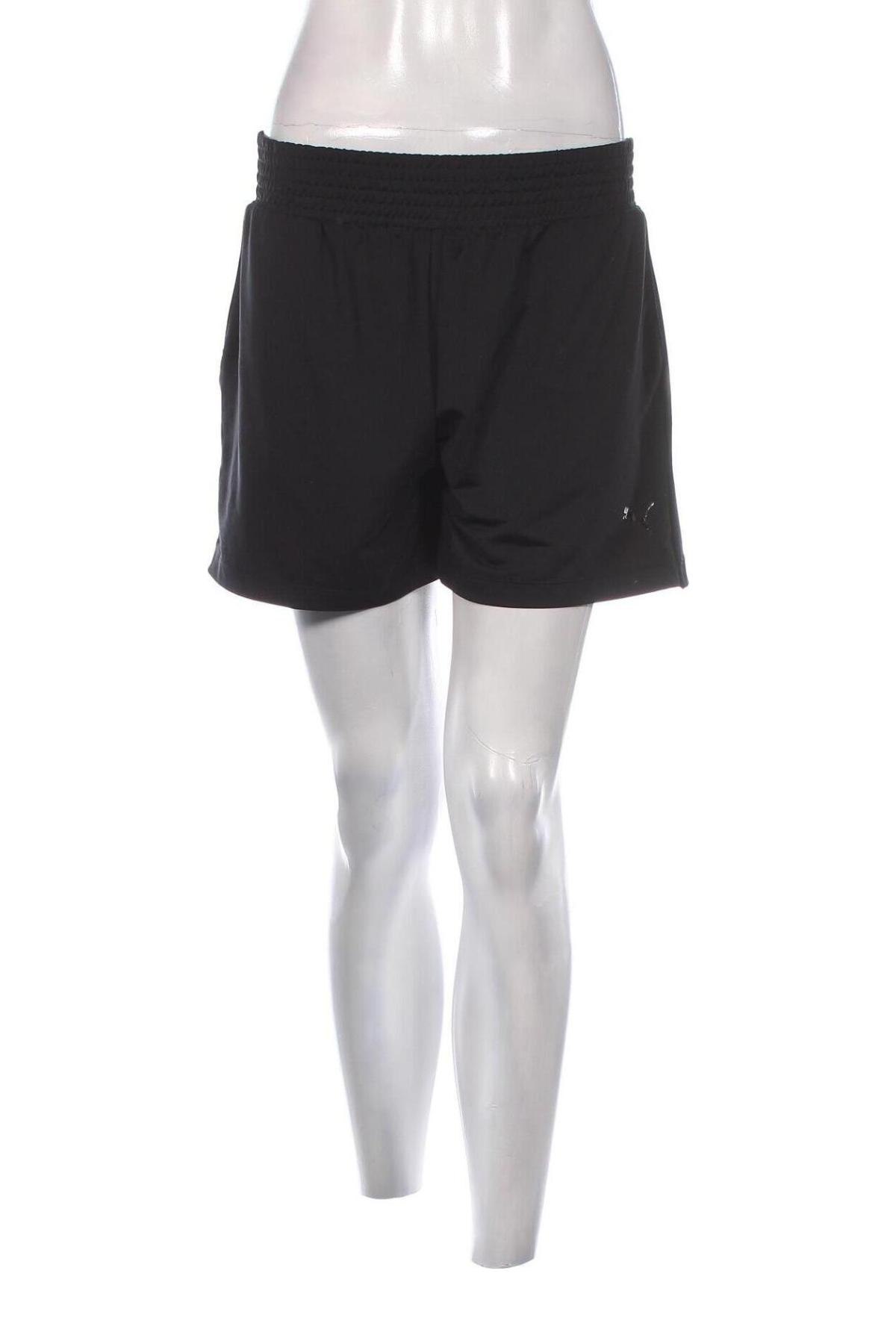 Damen Shorts PUMA, Größe M, Farbe Schwarz, Preis 10,99 €