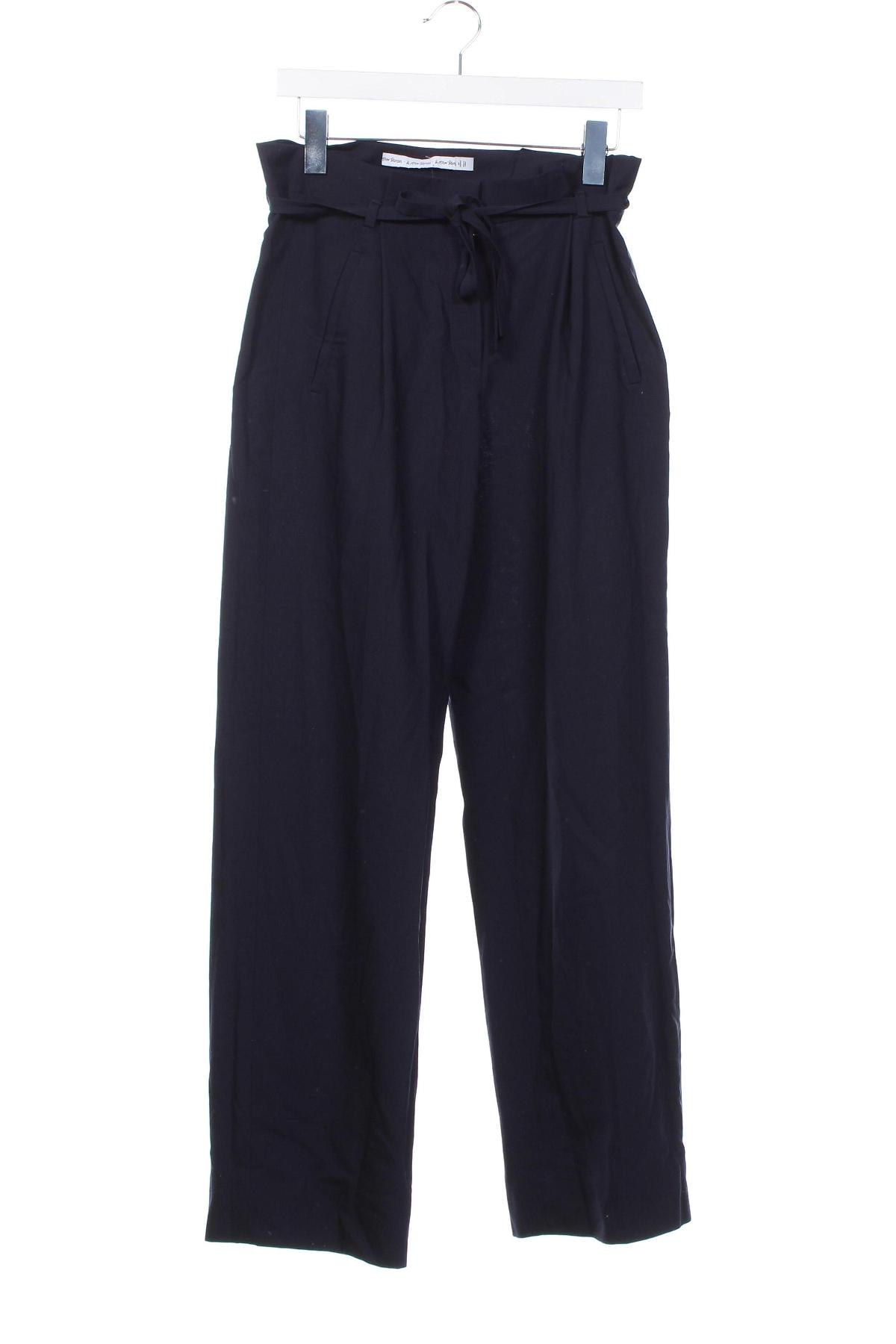 Pantaloni de femei Care Label, Mărime XS, Culoare Albastru, Preț 158,16 Lei