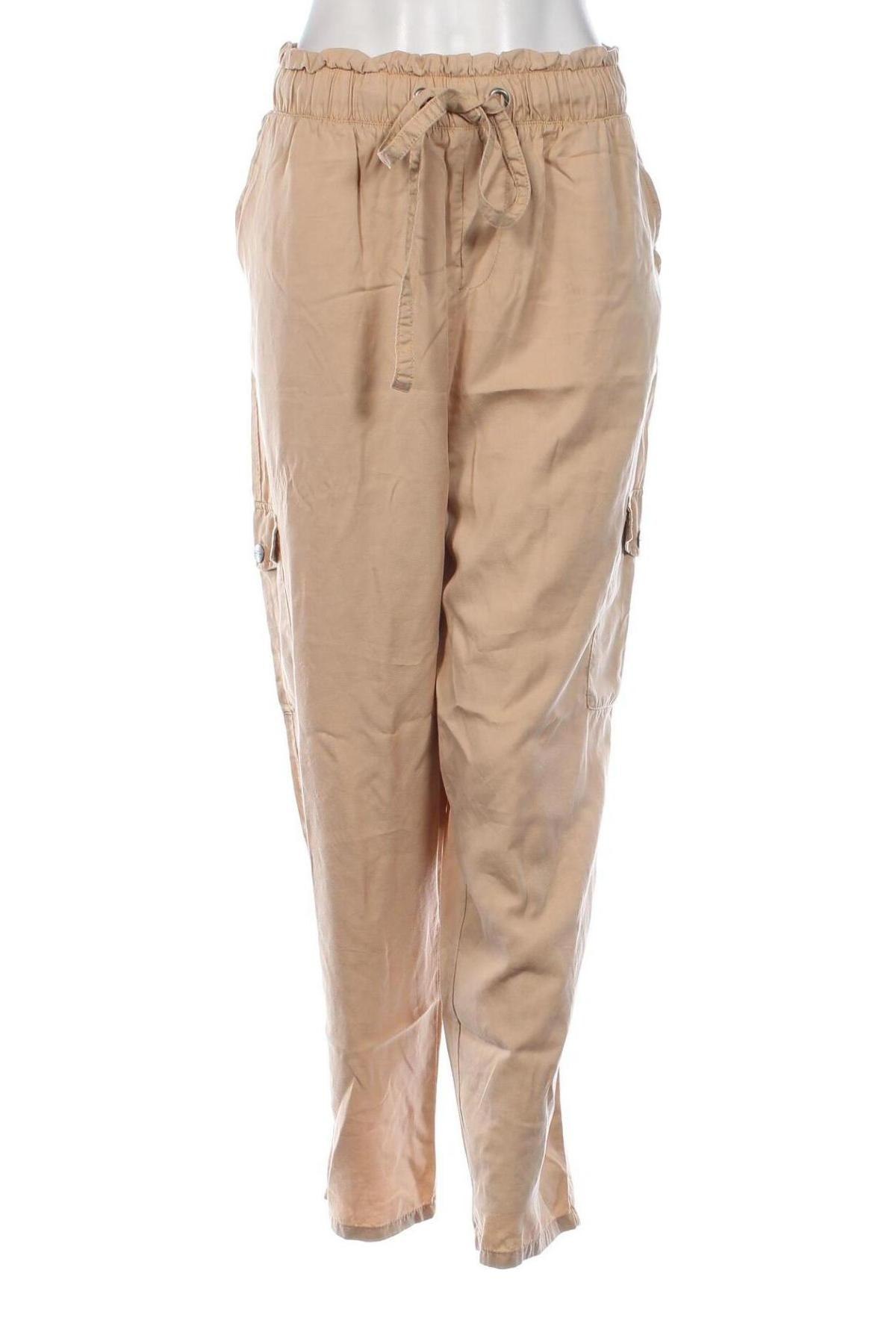 Damenhose ONLY Carmakoma, Größe XL, Farbe Beige, Preis 7,99 €