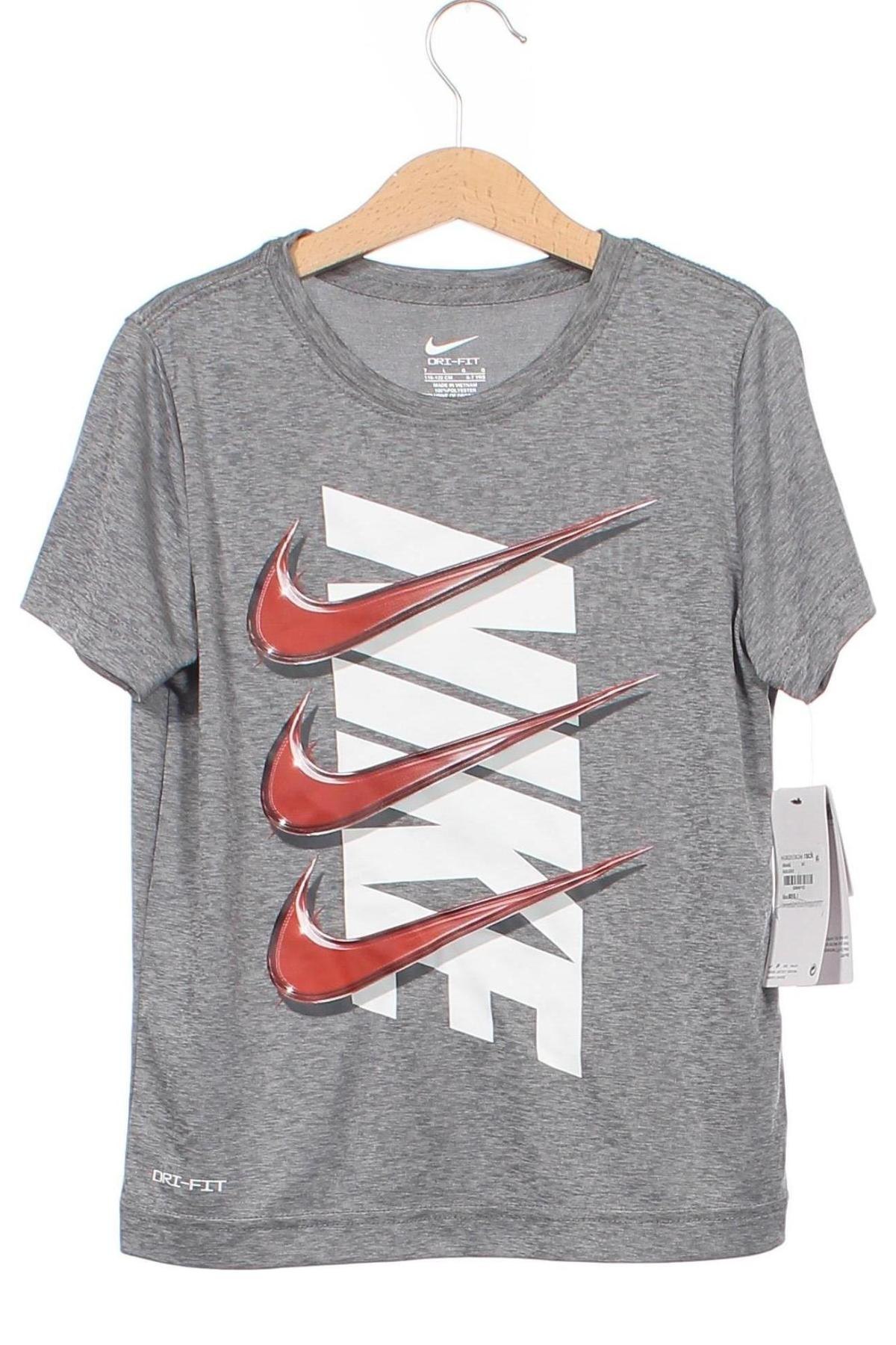 Kinder T-Shirt Nike, Größe 5-6y/ 116-122 cm, Farbe Grau, Preis 15,49 €