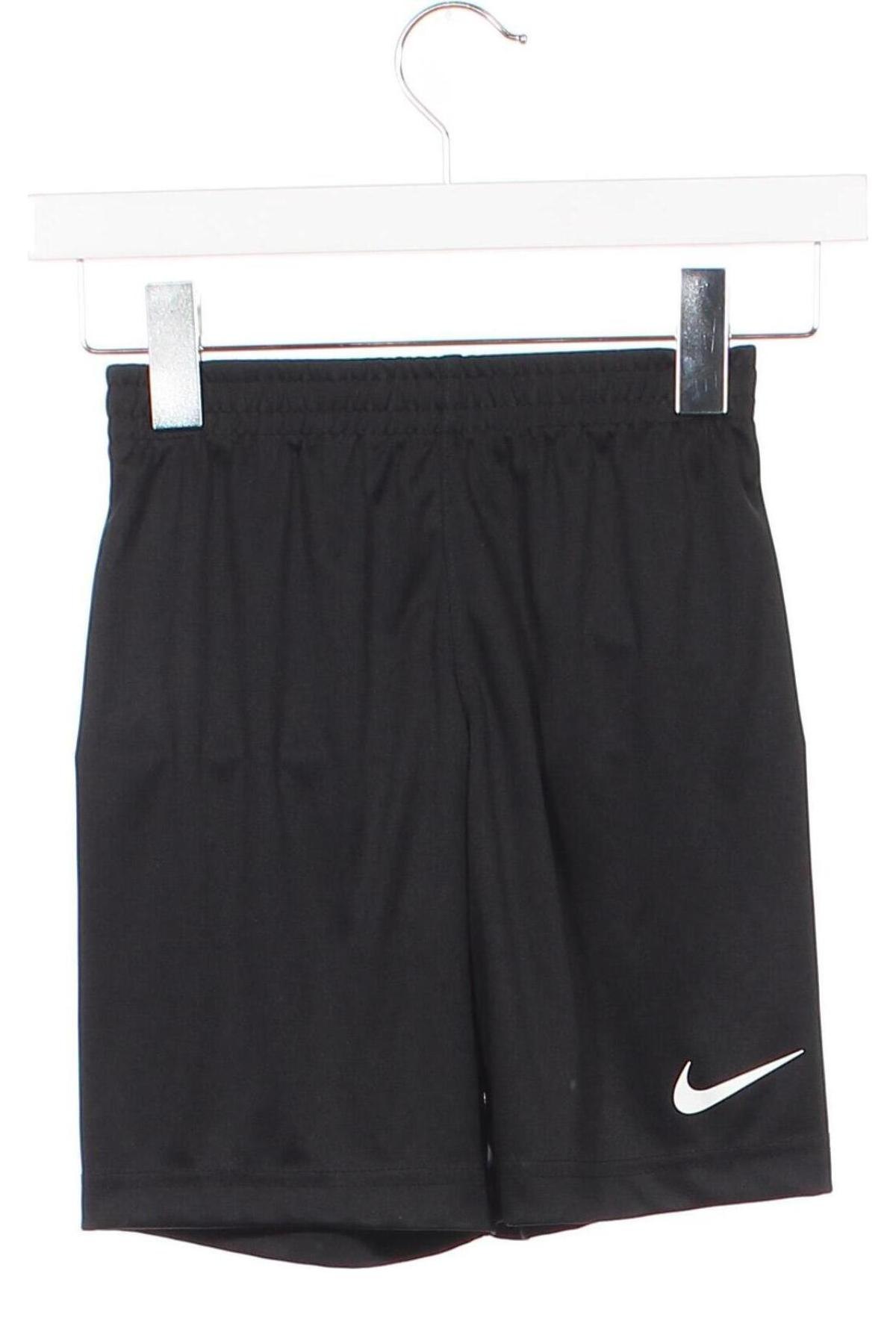 Kinder Shorts Nike, Größe 5-6y/ 116-122 cm, Farbe Schwarz, Preis 15,49 €