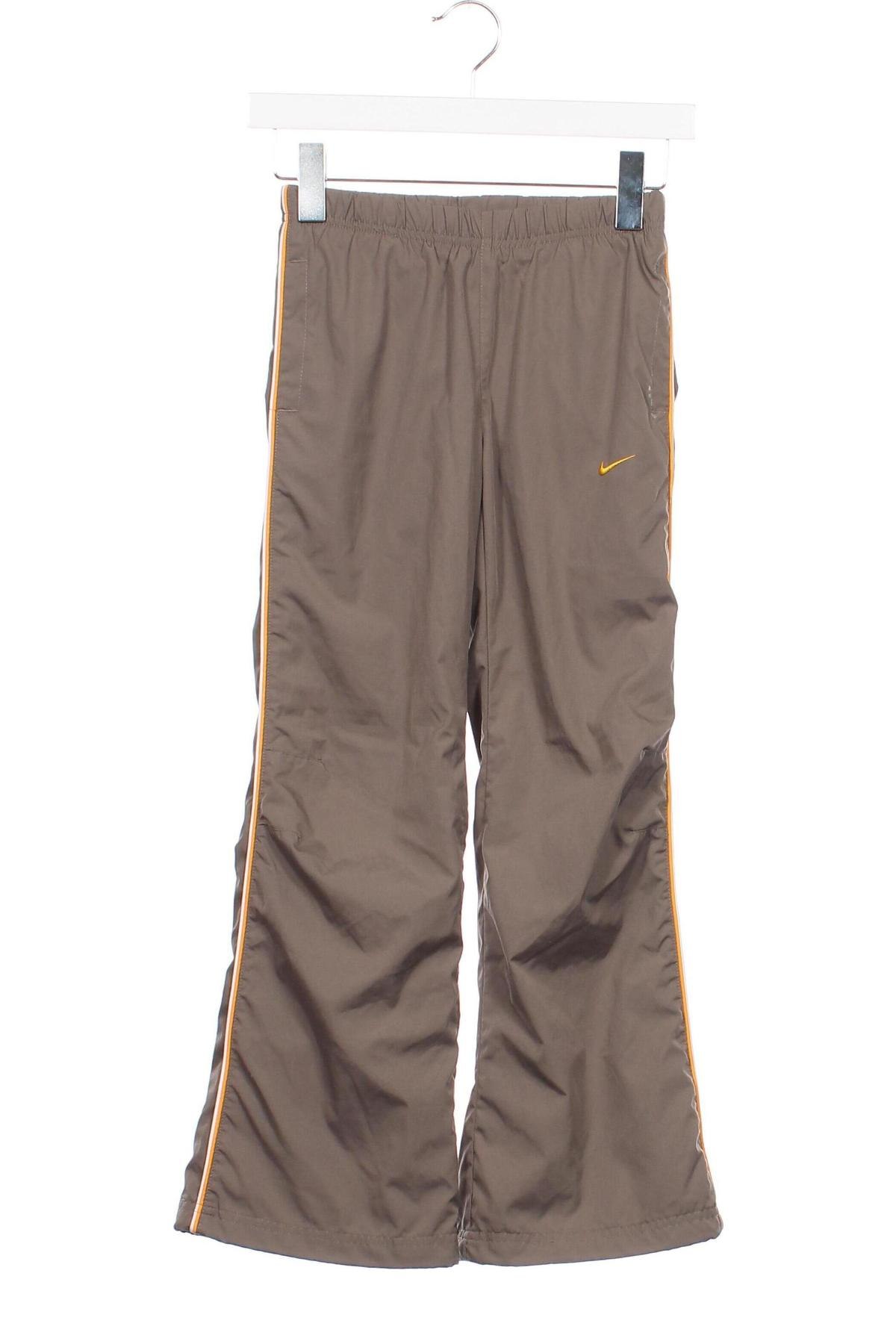 Dziecięce spodnie sportowe Nike, Rozmiar 8-9y/ 134-140 cm, Kolor Zielony, Cena 51,99 zł