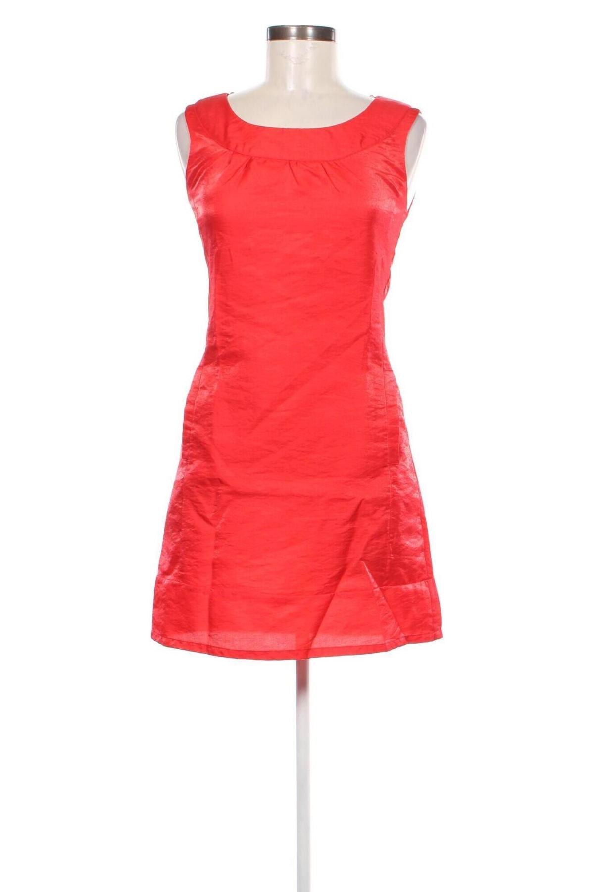 Kleid Ax Paris, Größe M, Farbe Rot, Preis 21,99 €