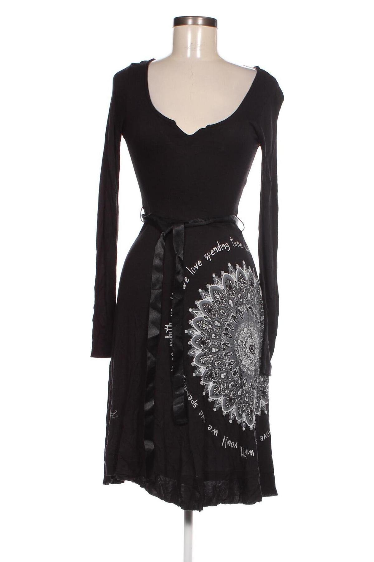 Kleid Desigual, Größe XS, Farbe Schwarz, Preis € 22,99