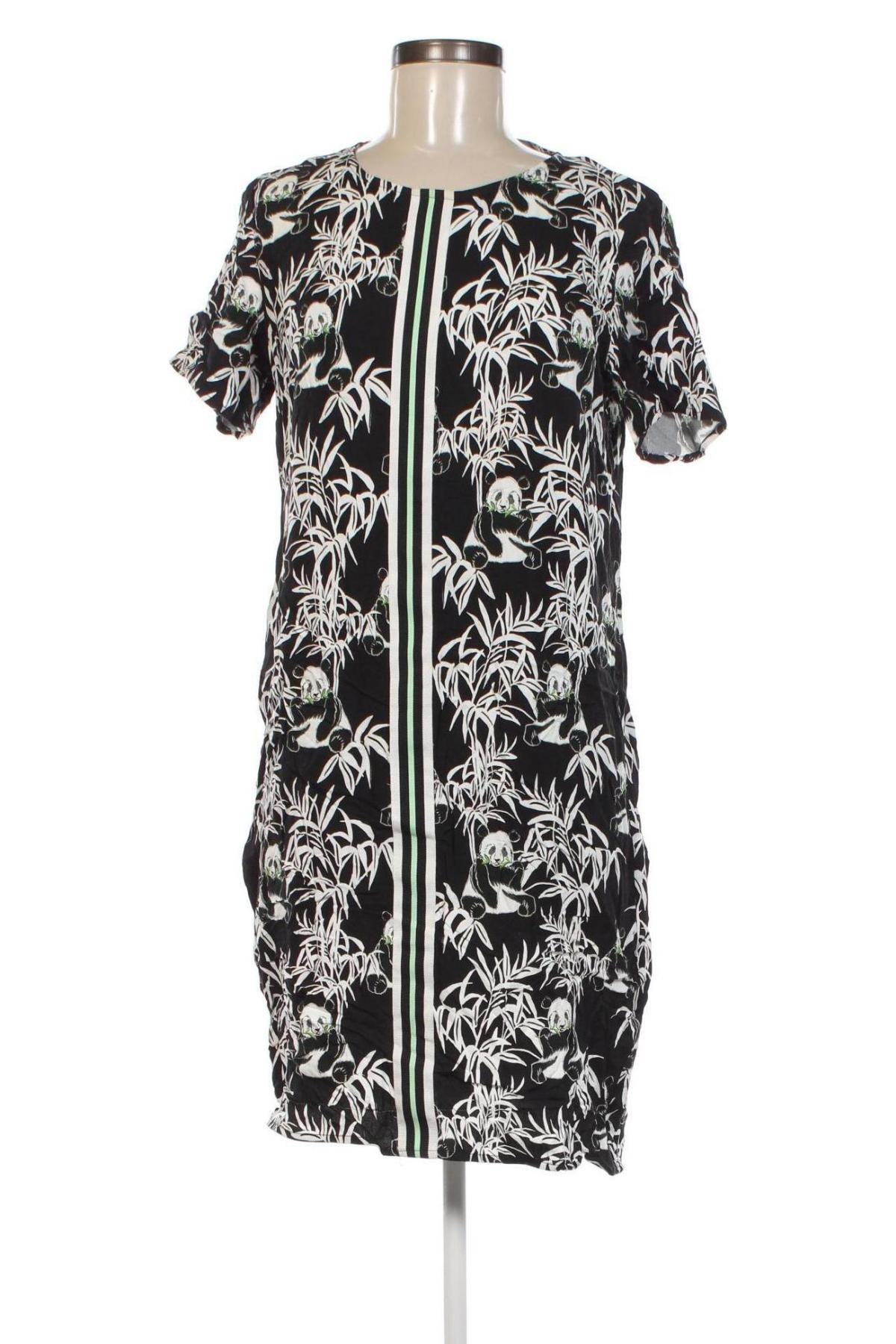 Rochie Geisha, Mărime M, Culoare Multicolor, Preț 102,99 Lei