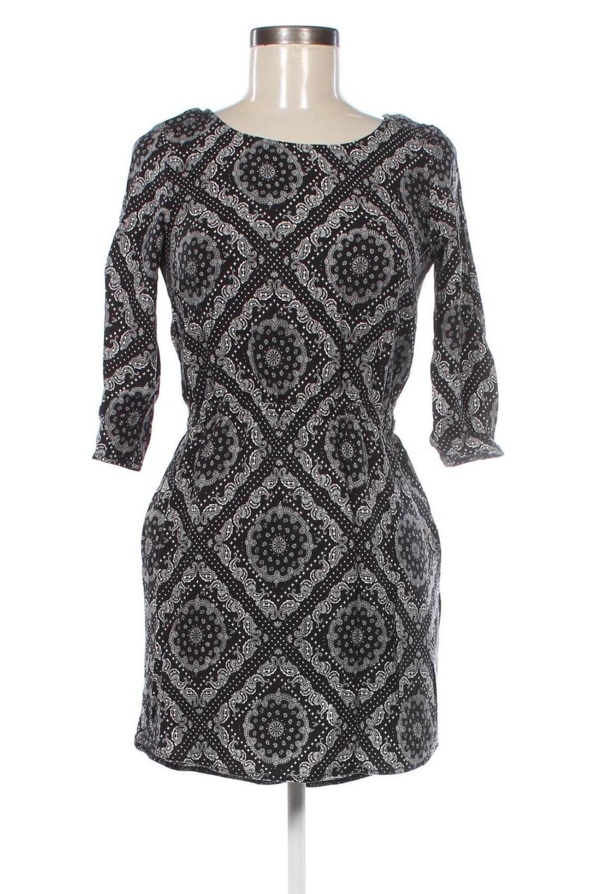 Kleid H&M Divided, Größe S, Farbe Mehrfarbig, Preis 14,84 €