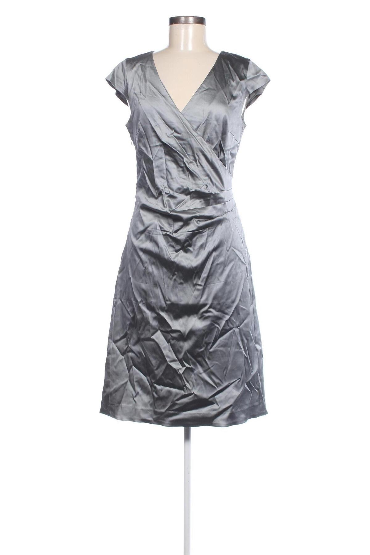 Kleid In Wear, Größe L, Farbe Silber, Preis 51,99 €