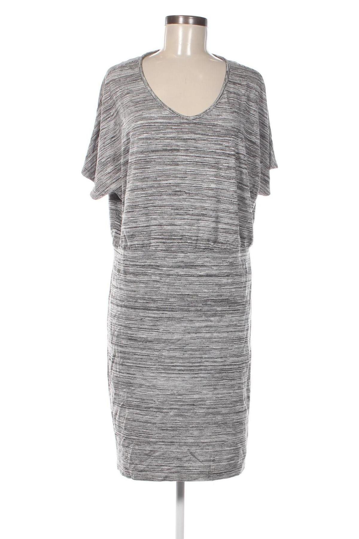 Kleid Junarose, Größe M, Farbe Grau, Preis 13,99 €