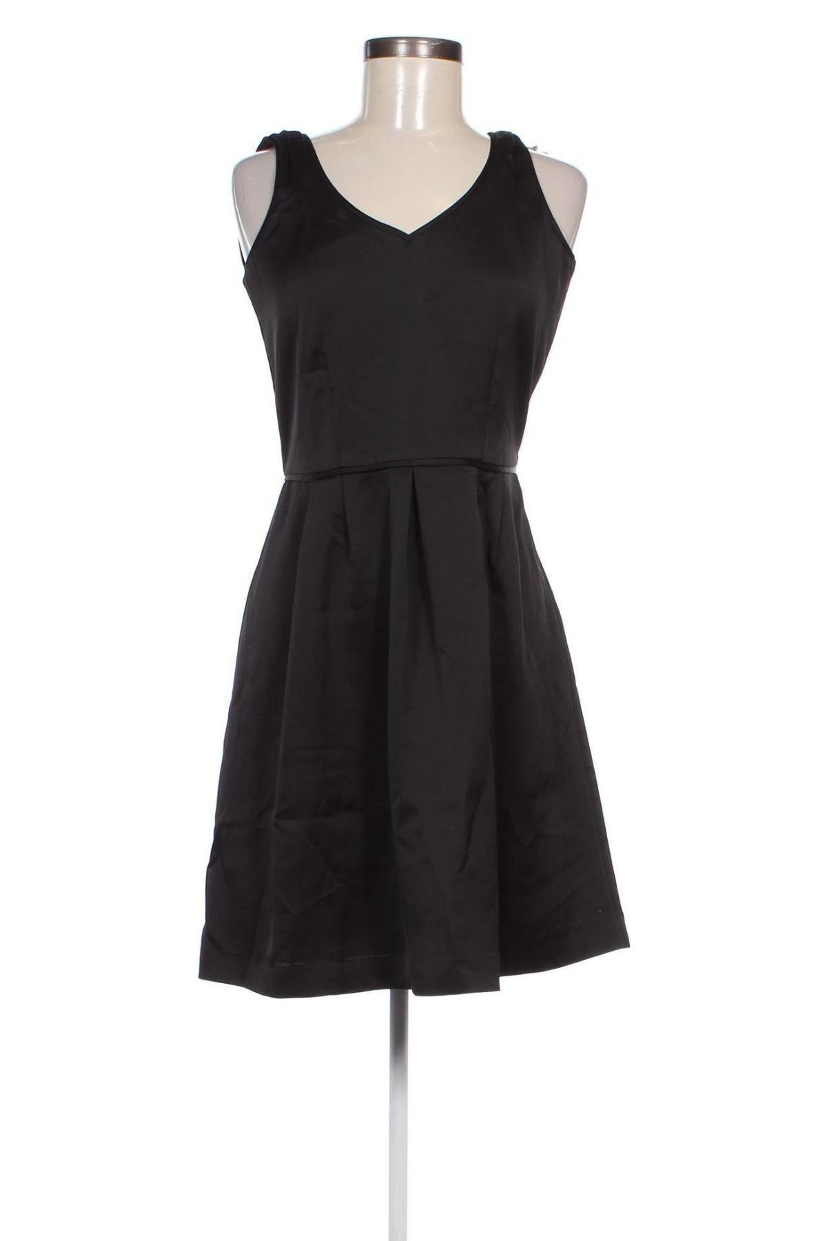 Kleid Kiomi, Größe S, Farbe Schwarz, Preis 21,99 €