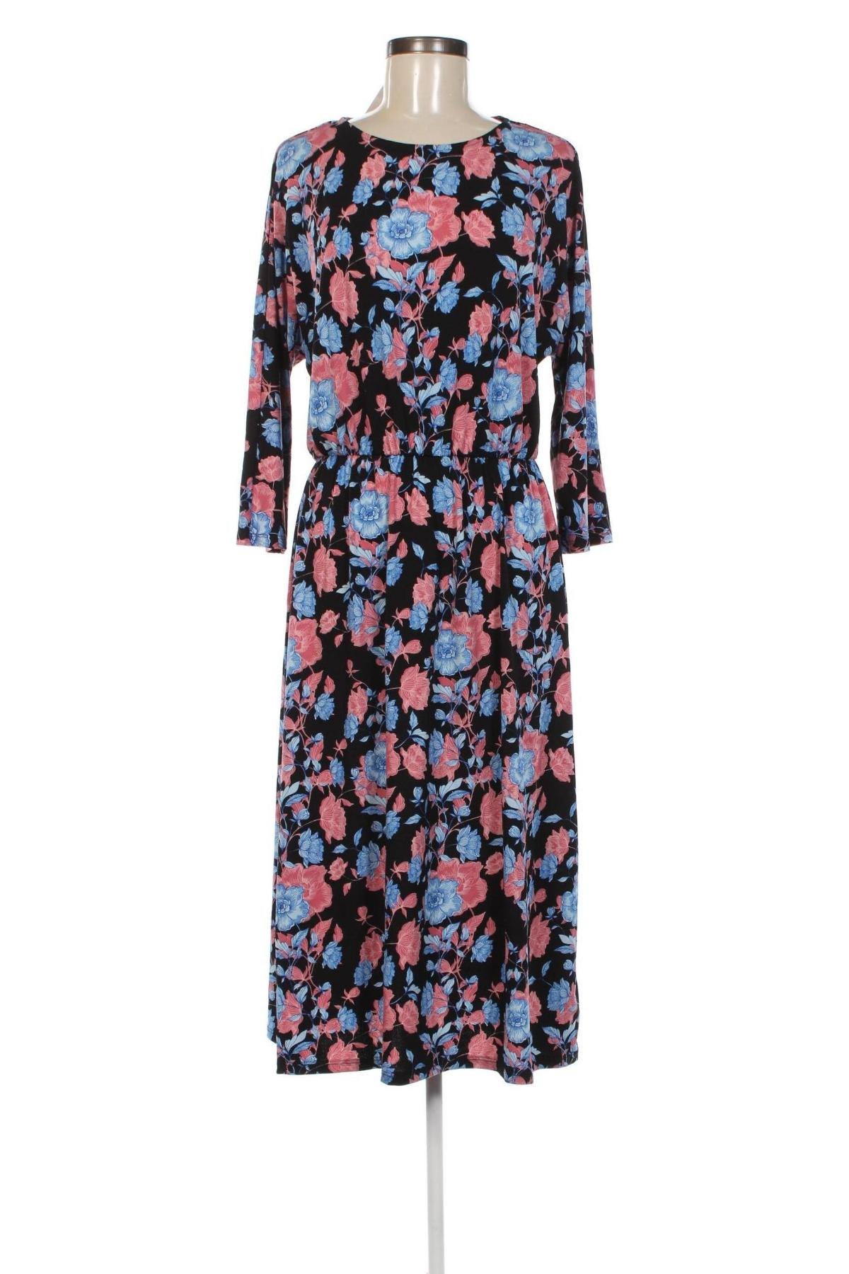 Kleid Monki, Größe M, Farbe Mehrfarbig, Preis 8,99 €