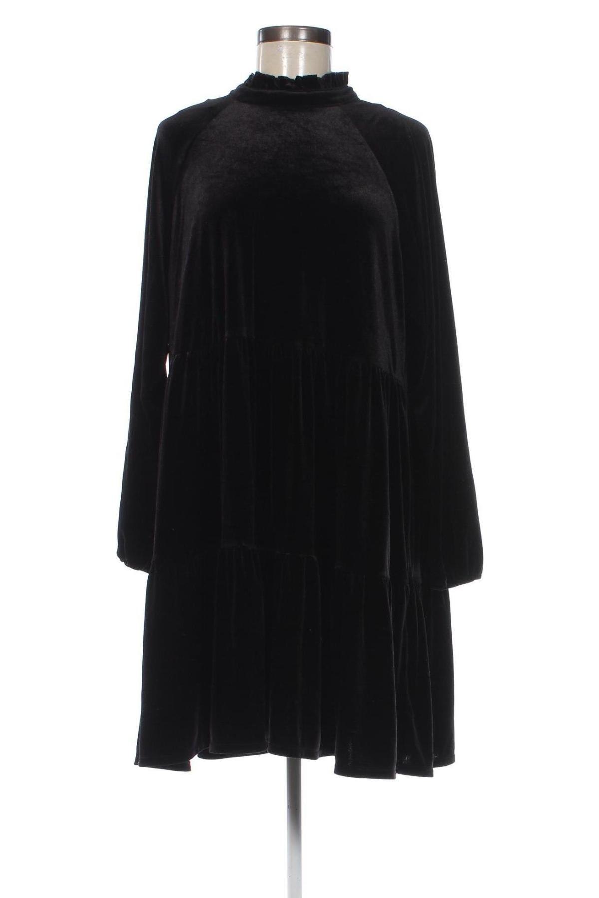 Kleid Monki, Größe M, Farbe Schwarz, Preis 6,99 €