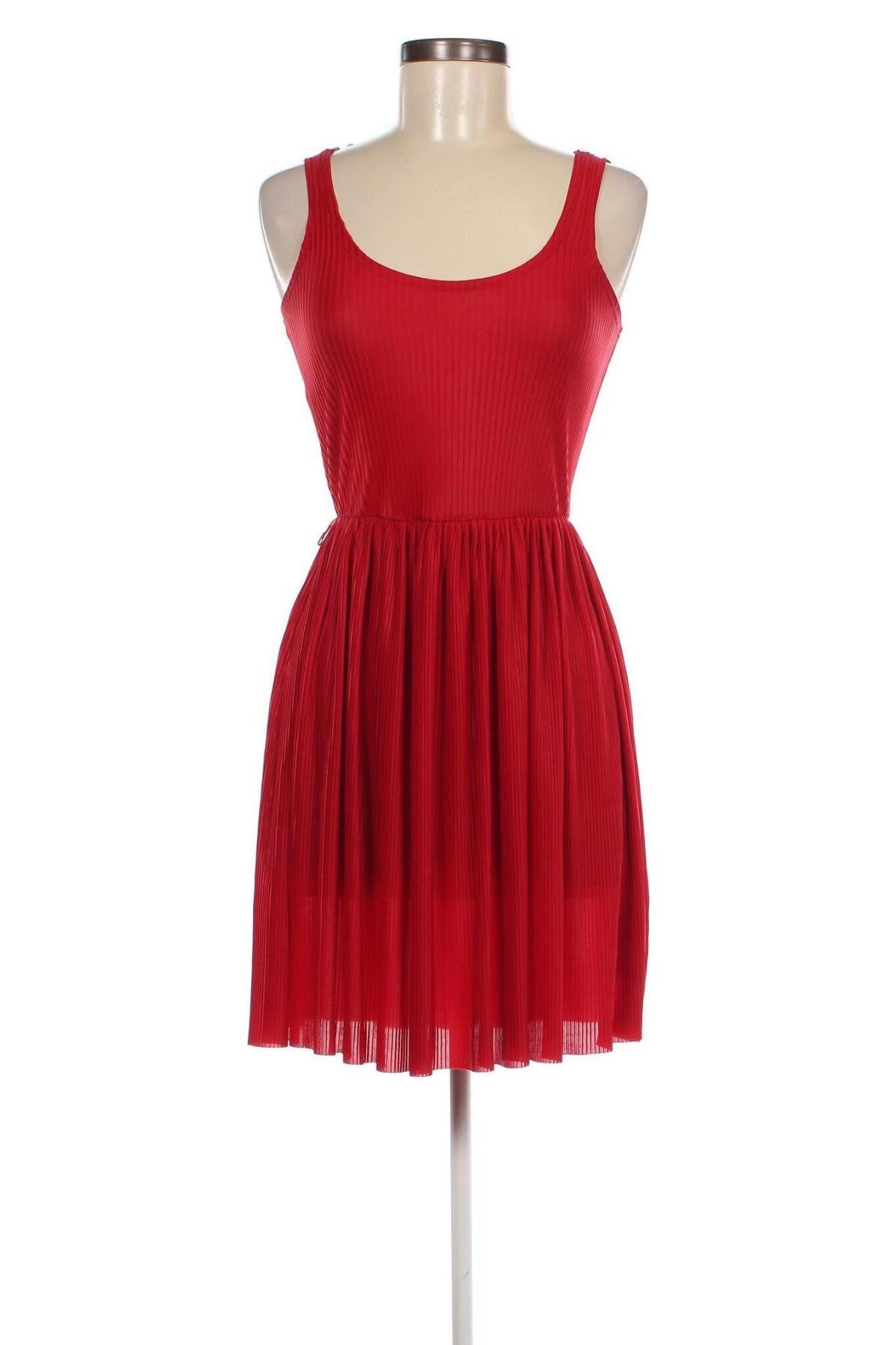 Kleid Pull&Bear, Größe M, Farbe Rot, Preis € 10,49