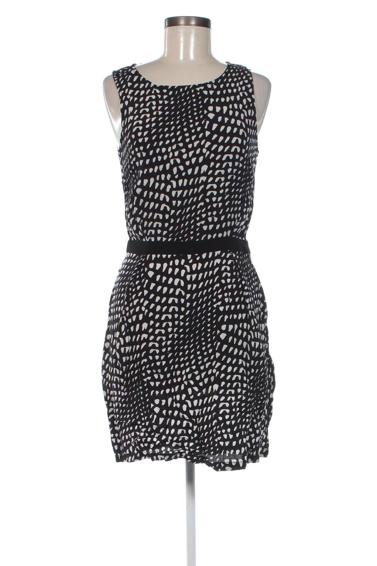 Rochie Second Female, Mărime M, Culoare Negru, Preț 146,99 Lei