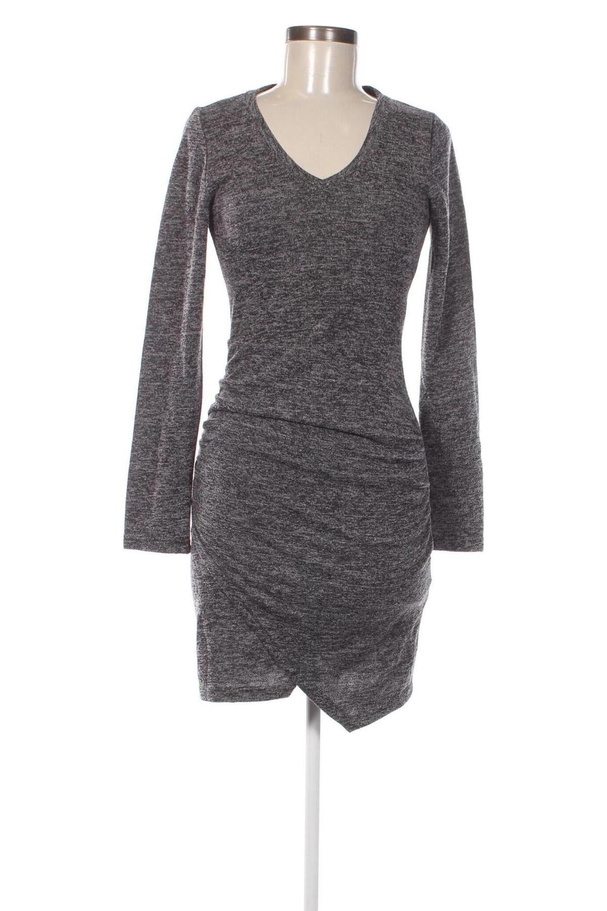 Kleid Selected Femme, Größe S, Farbe Grau, Preis 43,29 €