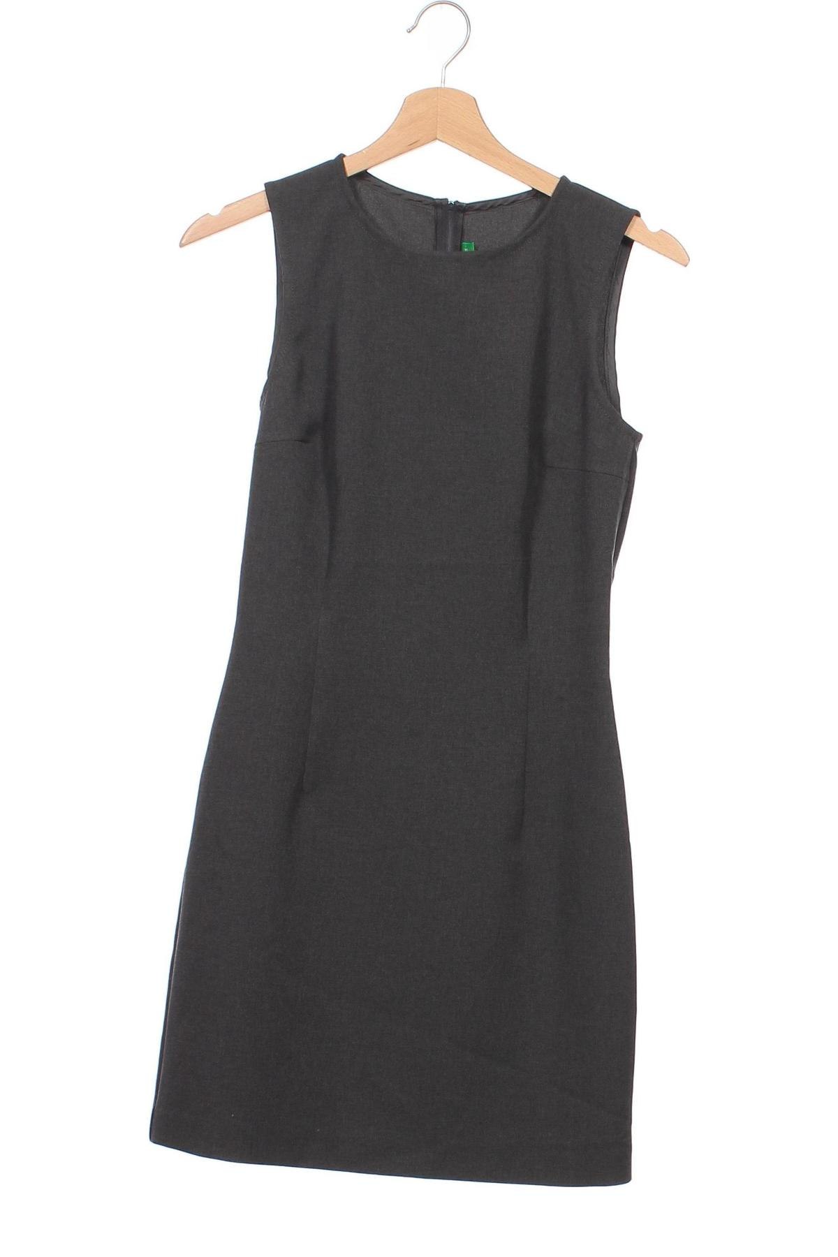 Kleid United Colors Of Benetton, Größe XS, Farbe Grau, Preis € 16,49