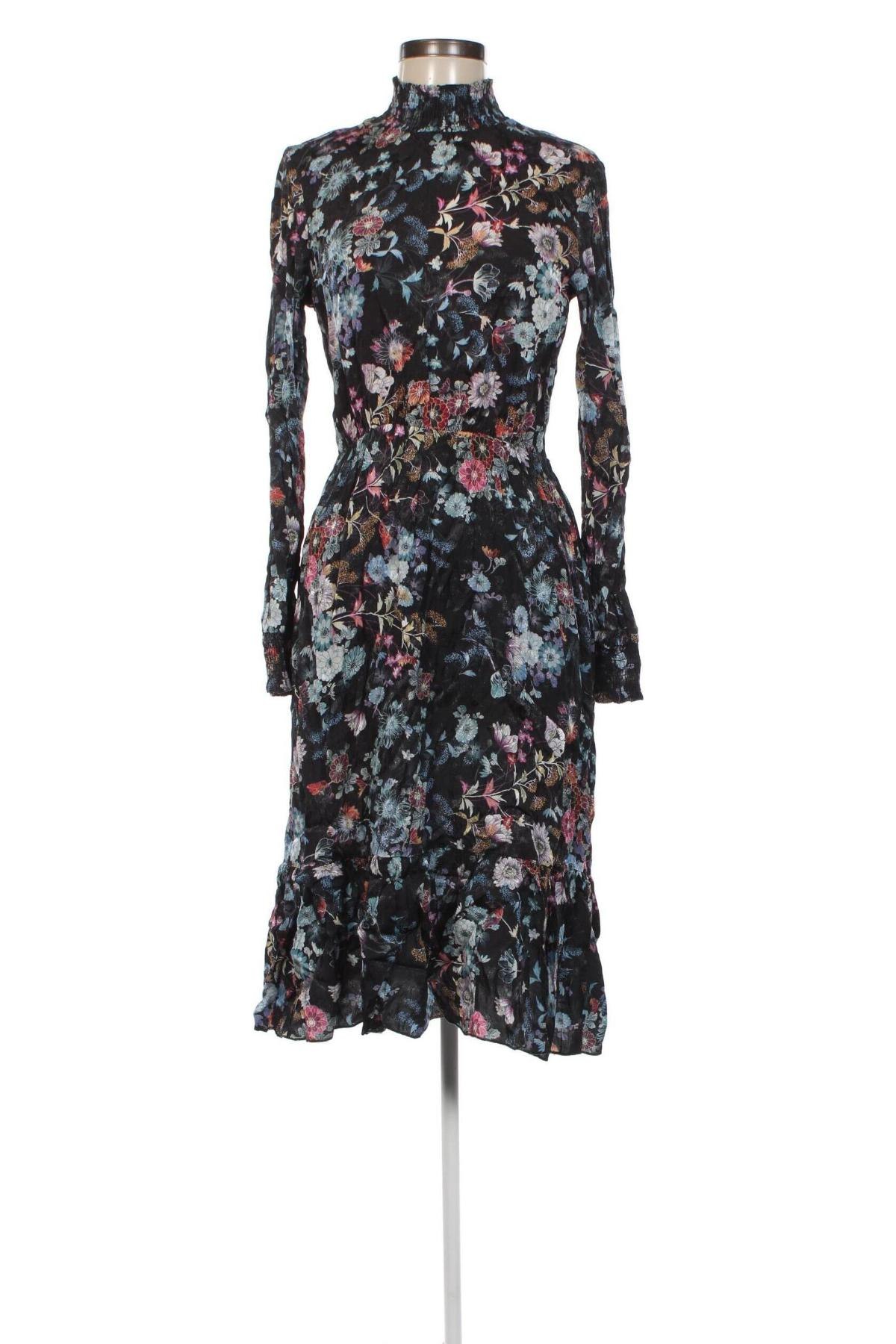 Rochie Vero Moda, Mărime M, Culoare Multicolor, Preț 44,99 Lei