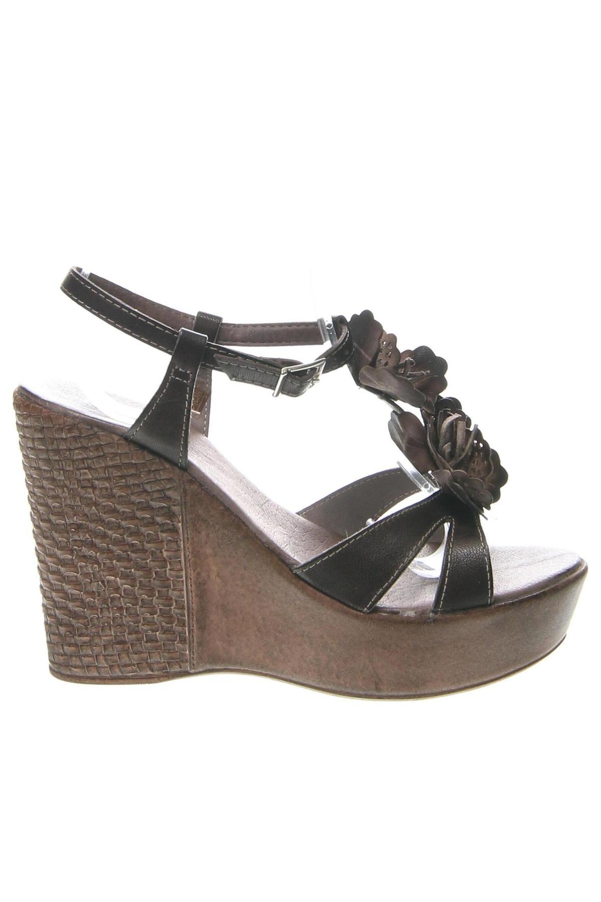 Sandalen Pierre Cardin, Größe 39, Farbe Braun, Preis € 83,88