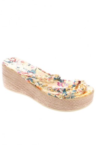 Papuci Unbranded, Mărime 39, Culoare Multicolor, Preț 127,99 Lei