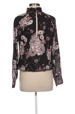 Damen Shirt Amisu, Größe S, Farbe Mehrfarbig, Preis 13,99 €