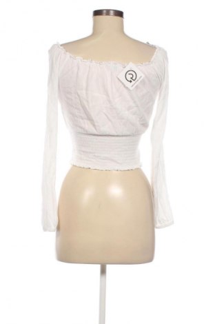 Damen Shirt Bershka, Größe S, Farbe Weiß, Preis € 9,72