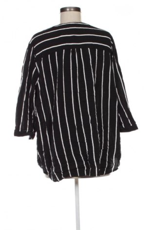 Damen Shirt C&A, Größe XXL, Farbe Mehrfarbig, Preis 13,99 €