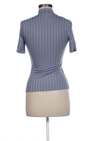 Bluzka damska H&M, Rozmiar XS, Kolor Niebieski, Cena 43,68 zł