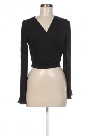 Damen Shirt Reserved, Größe M, Farbe Schwarz, Preis 13,99 €