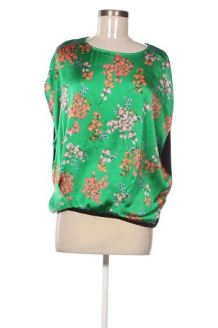 Damen Shirt Reserved, Größe M, Farbe Mehrfarbig, Preis 9,72 €
