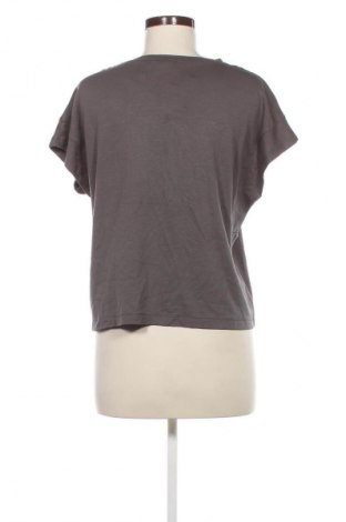 Damen Shirt Unbranded, Größe M, Farbe Grau, Preis 17,99 €