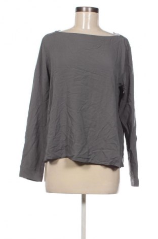 Damen Shirt Uniqlo, Größe M, Farbe Grau, Preis 23,99 €