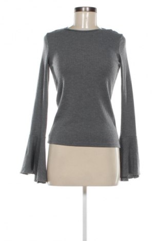 Дамска блуза Zara Trafaluc, Размер S, Цвят Сив, Цена 27,99 лв.