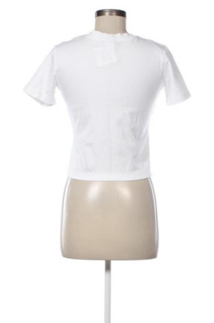 Tricou de femei Bershka, Mărime XS, Culoare Alb, Preț 45,00 Lei
