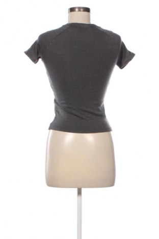 Damen T-Shirt House, Größe XS, Farbe Grau, Preis 7,68 €