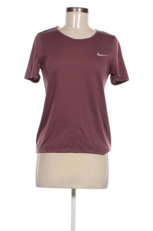 Γυναικείο t-shirt Nike, Μέγεθος S, Χρώμα Σάπιο μήλο, Τιμή 13,81 €