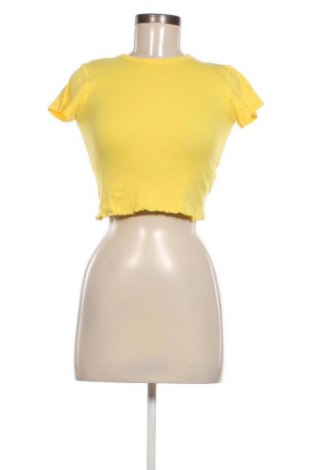 Γυναικείο t-shirt Terranova, Μέγεθος S, Χρώμα Κίτρινο, Τιμή 8,70 €