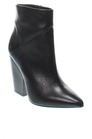 Damen Stiefeletten Berenice, Größe 36, Farbe Schwarz, Preis 237,14 €