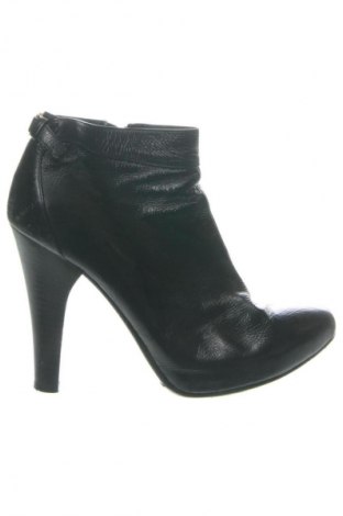 Damen Stiefeletten Cristhelen B., Größe 38, Farbe Schwarz, Preis 25,99 €