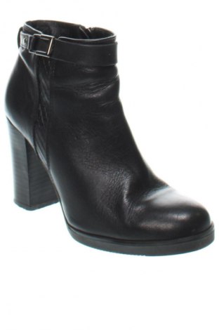 Damen Stiefeletten QUAZI, Größe 35, Farbe Schwarz, Preis 24,99 €