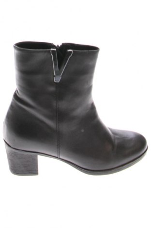Botine de damă Unbranded, Mărime 37, Culoare Negru, Preț 387,50 Lei