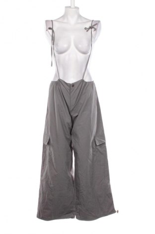 Salopetă lungă de damă Fashion nova, Mărime S, Culoare Gri, Preț 101,99 Lei