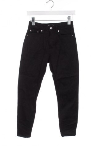 Női farmernadrág ASOS, Méret XS, Szín Fekete, Ár 11 099 Ft