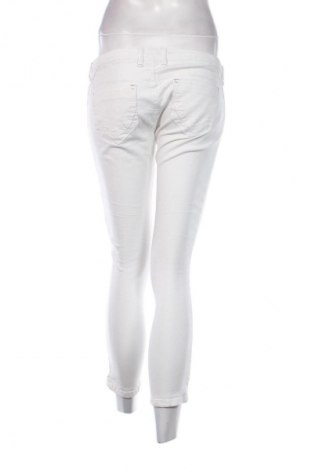 Dámske džínsy  Bershka, Veľkosť M, Farba Biela, Cena  14,91 €