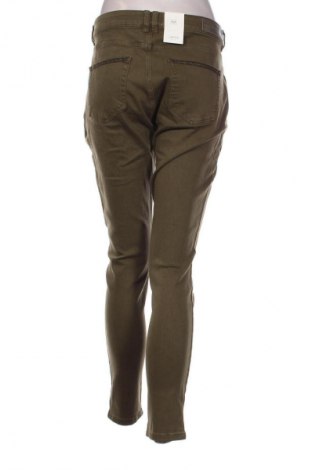 Damen Jeans Cartoon, Größe L, Farbe Grün, Preis € 32,99