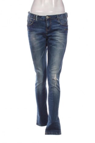 Damen Jeans Chillin, Größe L, Farbe Blau, Preis € 15,00