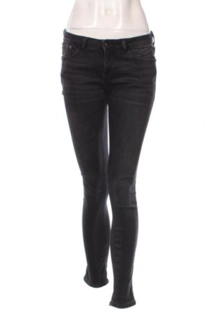 Dámske džínsy  Cross Jeans, Veľkosť M, Farba Sivá, Cena  14,83 €